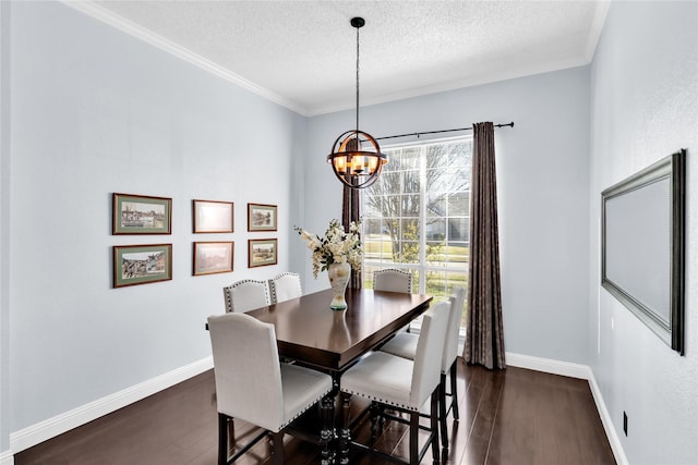 dining area with ornamental molding, a textured ceiling, an inviting chandelier, baseboards, and dark wood-style flooring