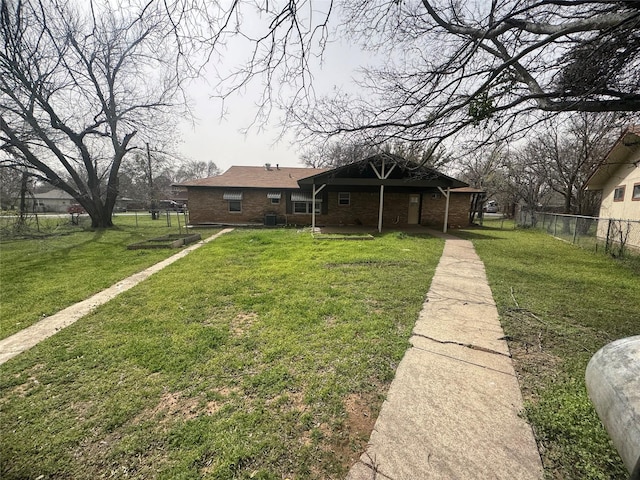 exterior space featuring fence