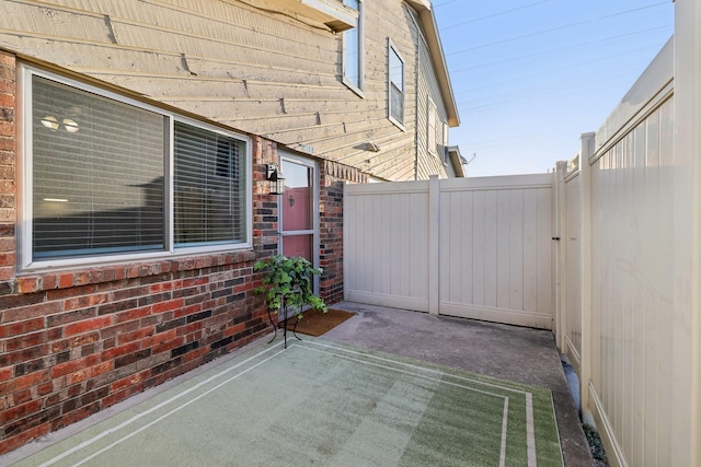 2240 Tarpley Rd Unit 451, Carrollton, TX 75006 - view of patio with fence