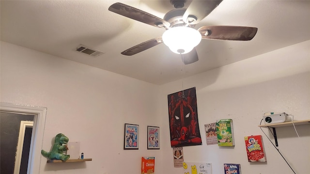 details with a ceiling fan and visible vents