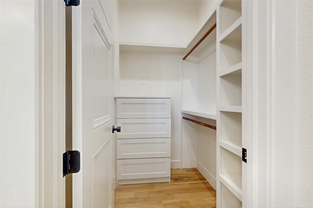 2031 Meadowlark Ct, Aledo, TX 76008 - walk in closet with light wood-style floors
