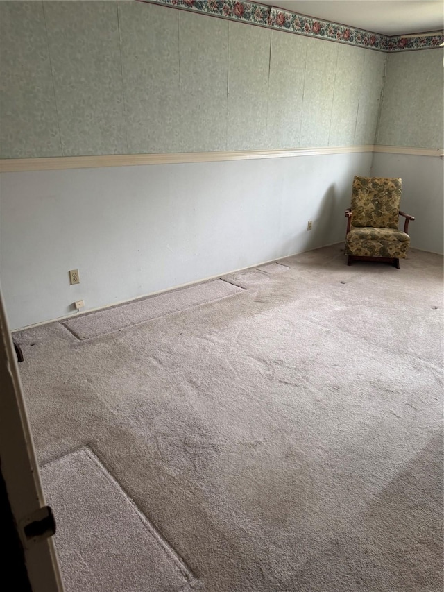 view of carpeted spare room