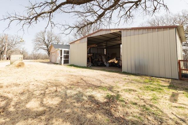 505 Spring Valley Rd, Paradise, TX 76073 - view of pole building