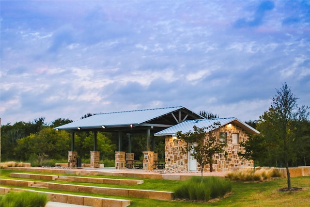 529 Hummingbird Dr, Celina, TX 75009 - view of property's community featuring a lawn