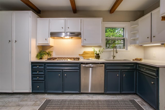1311 Cedar Hill Ave, Dallas, TX 75208 - kitchen featuring stainless steel appliances, a sink, beam ceiling, under cabinet range hood, and tasteful backsplash