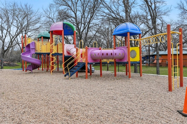 88 Live Oak St, Alvarado, TX 76009 - community play area featuring fence