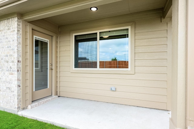 3255 Blossom Trl, Crandall, TX 75114 - view of property entrance