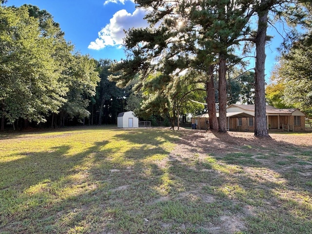 2431 N Jefferson, Mount Pleasant, TX 75455 - view of grassy yard