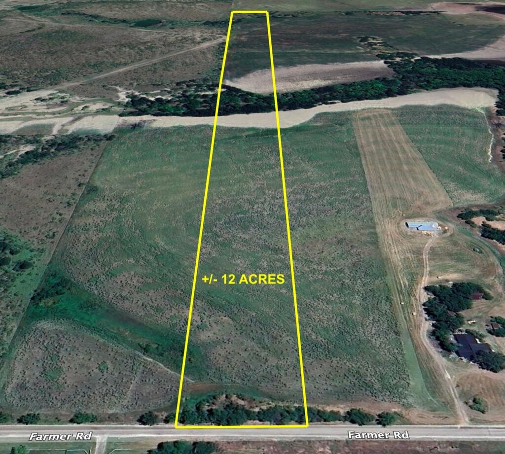 511 Farmer Rd, Ennis, TX 75119