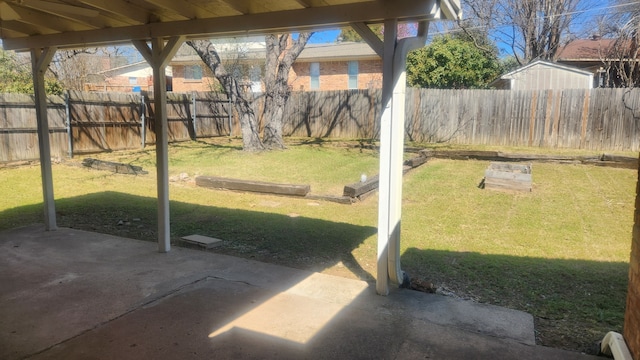 5919 Pleasant Hill Dr, Arlington, TX 76016 - view of yard with a patio