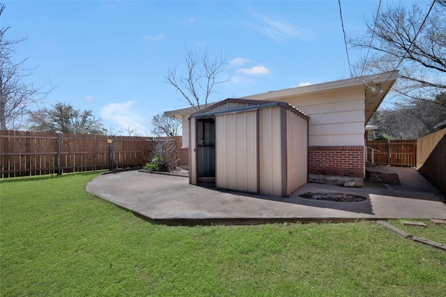 4021 Kenley St, Fort Worth, TX 76107 - view of shed featuring a fenced backyard