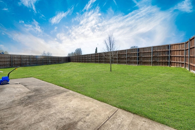 2710 Chalmers Ct, Rockwall, TX 75032 - view of yard with a patio area