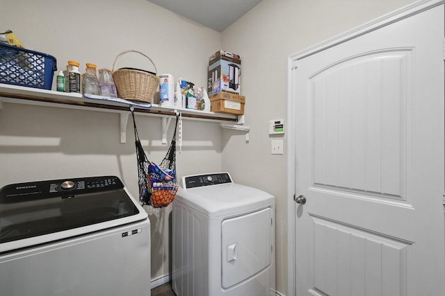 3013 Dominion St, Denton, TX 76209 - laundry area with washing machine and dryer