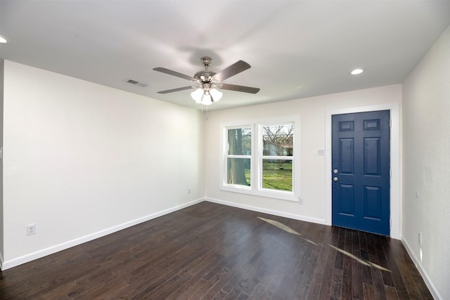 foyer entrance with visible vents, baseboards, recessed lighting, dark wood-style floors, and a ceiling fan