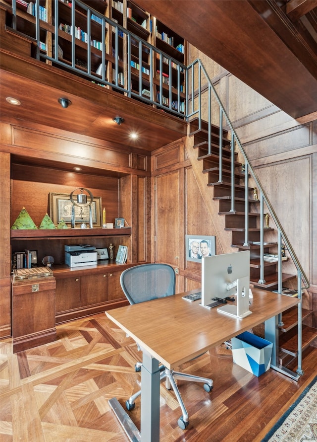 3401 Lee Pkwy Unit 3A, Dallas, TX 75219 - dining space with wood walls, stairway, and an office area