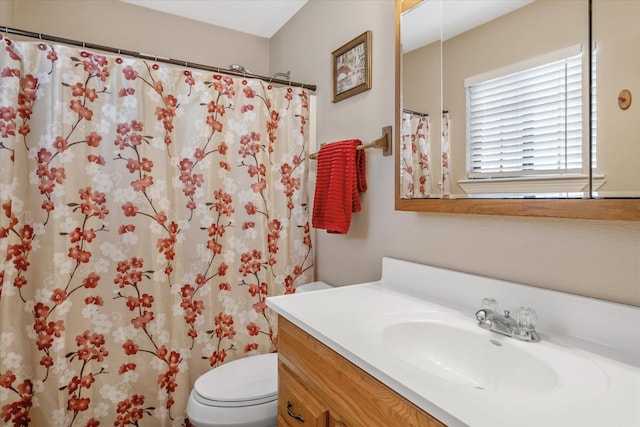 736 Wildwood Trl, Holly Lake Ranch, TX 75765 - full bathroom with vanity, toilet, and a shower with curtain