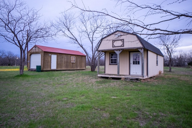 view of outbuilding featuring an outbuilding