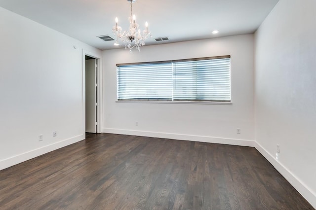 4609 Steel St, Dallas, TX 75219 - unfurnished room featuring visible vents, baseboards, an inviting chandelier, and wood finished floors