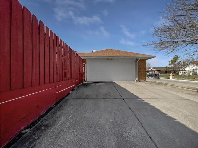view of detached garage