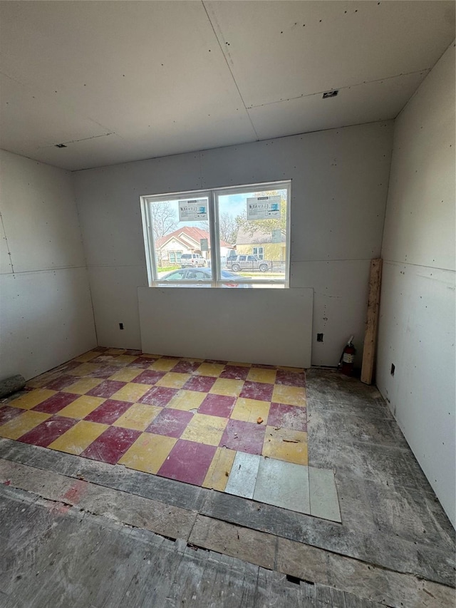 3023 Arizona, Dallas, TX 75216 - unfurnished room featuring tile patterned floors