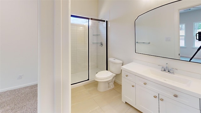 2227 Stoneman St, Dallas, TX 75215 - full bath with toilet, a shower stall, vanity, and baseboards