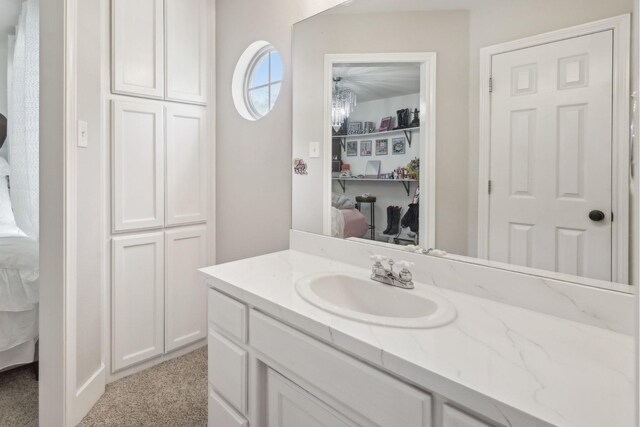 389 Meadow Hill Rd, Fort Worth, TX 76108 - ensuite bathroom with a closet and vanity