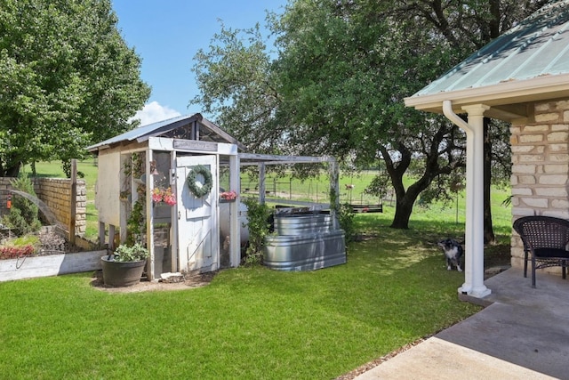 389 Meadow Hill Rd, Fort Worth, TX 76108 - view of yard featuring an outdoor structure
