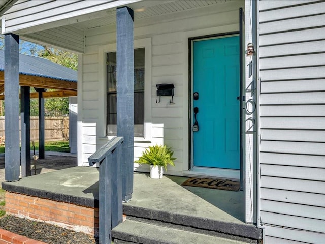 1402 Murphy Ave, Lufkin, TX 75904 - view of exterior entry featuring fence and covered porch