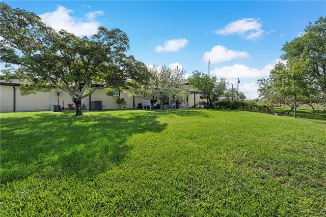 2522 S Robinson Dr, Robinson, TX 76706 - view of yard with central air condition unit