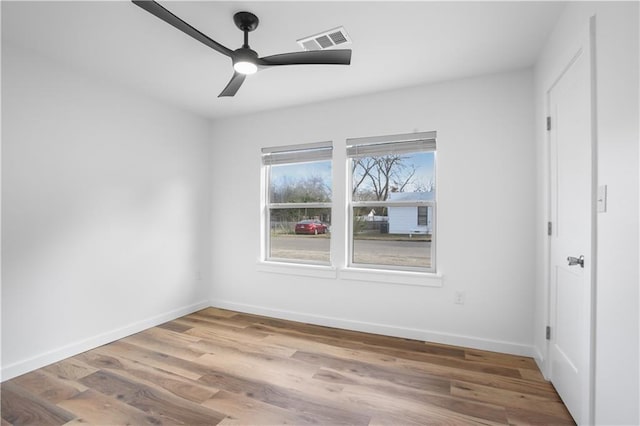 3801 Cumberland Ave, Waco, TX 76707 - unfurnished room featuring wood finished floors, a ceiling fan, visible vents, and baseboards