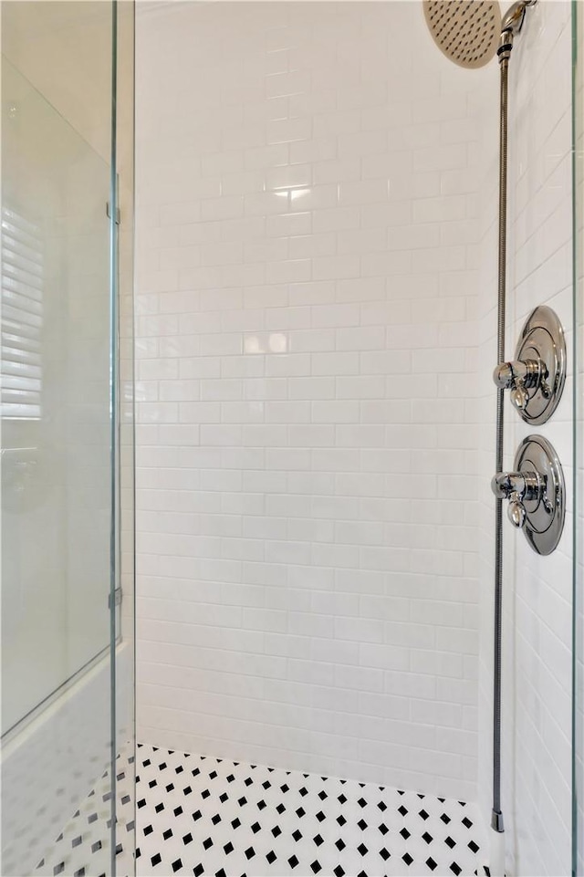 3720 Herwol Ave, Waco, TX 76710 - bathroom with a shower stall