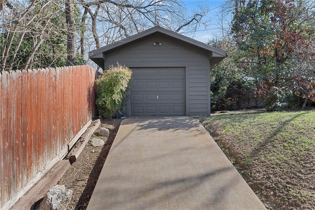3100 Austin Ave, Waco, TX 76710 - detached garage with concrete driveway and fence