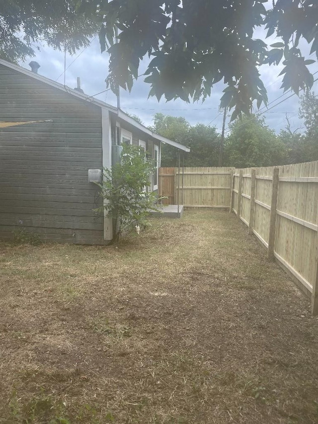 2400 Ethel Ave, Waco, TX 76707 - view of yard with fence