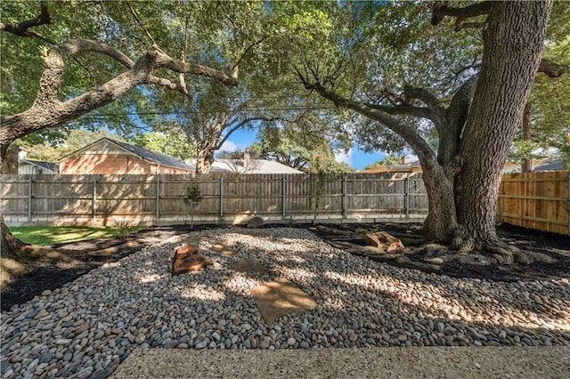 2901 Woodland Dr, Waco, TX 76710 - view of yard with a fenced backyard