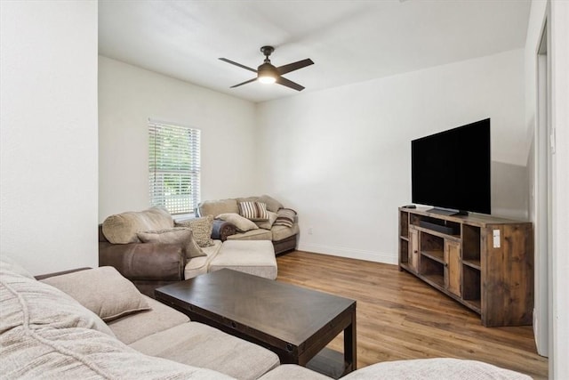 629 S 5th St, Waco, TX 76706 - living room with wood finished floors, a ceiling fan, and baseboards
