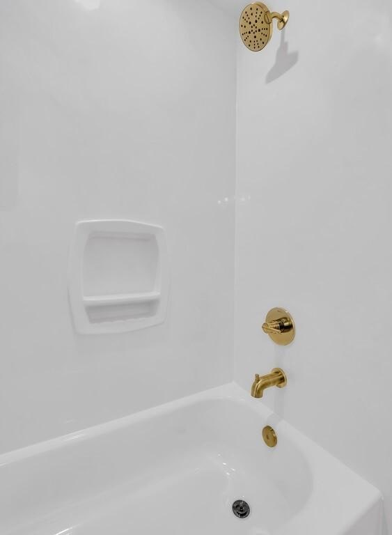 503 3rd St, Valley Mills, TX 76689 - full bathroom with bathtub / shower combination