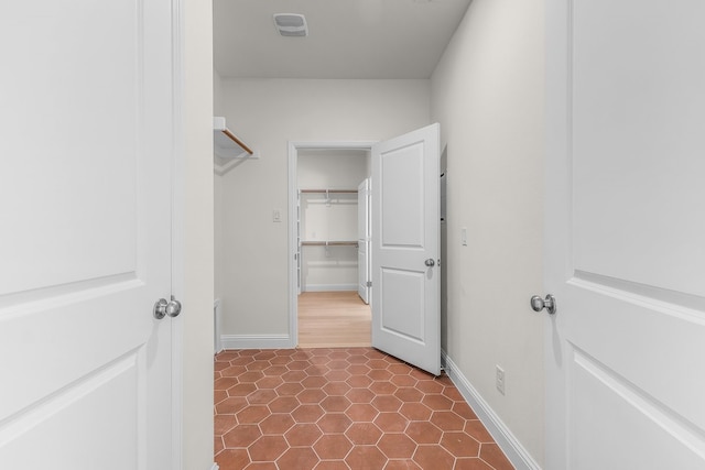 405 Red Roan Rdg, Brock, TX 76087 - view of walk in closet