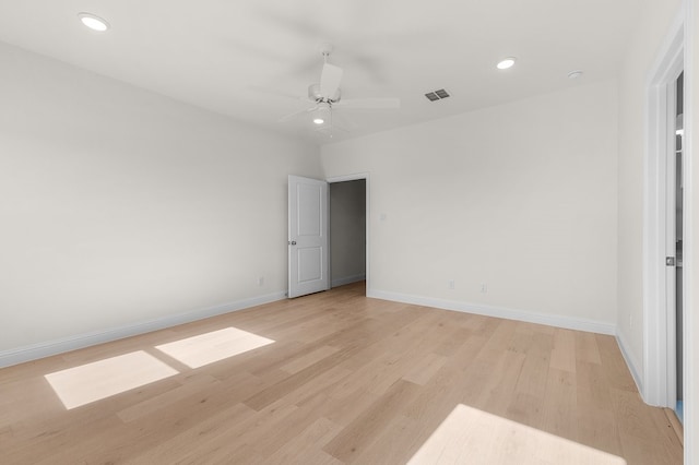 405 Red Roan Rdg, Brock, TX 76087 - empty room with light wood finished floors, visible vents, ceiling fan, baseboards, and recessed lighting