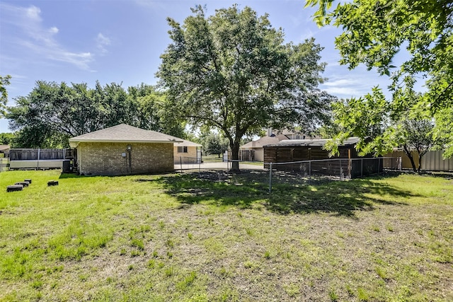 107 Carol Ln, Red Oak, TX 75154 - view of yard