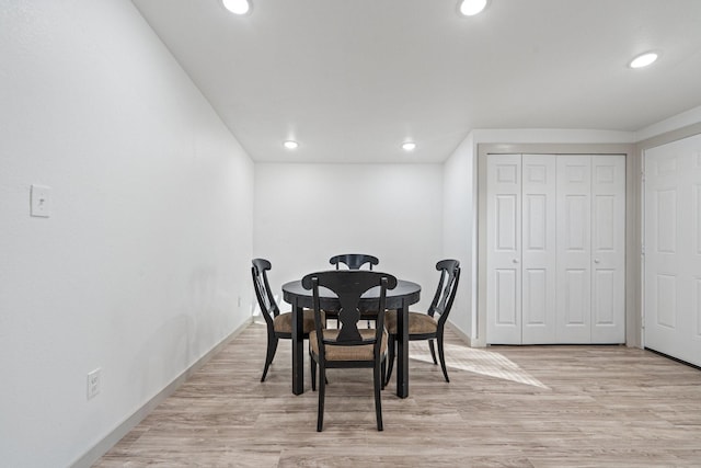 4726 Bartlett Ave, Dallas, TX 75216 - dining area featuring recessed lighting, light wood-style floors, and baseboards