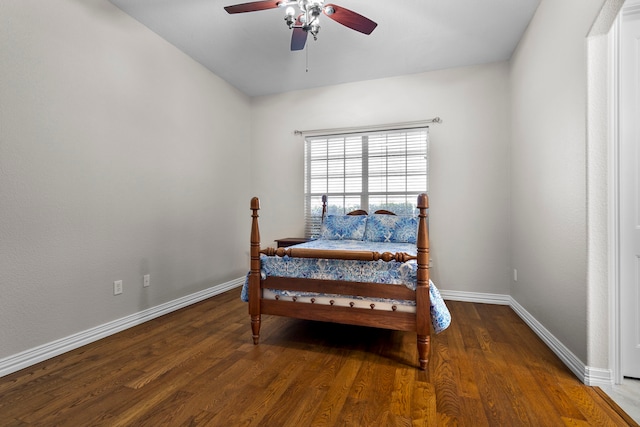 104 Petes Ln, Ponder, TX 76259 - bedroom featuring baseboards, wood finished floors, and a ceiling fan