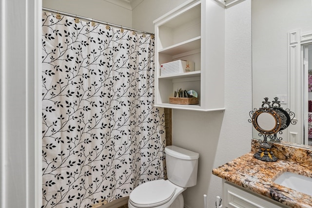 17909 Terrace Dr, Kemp, TX 75143 - full bath with curtained shower, toilet, and vanity