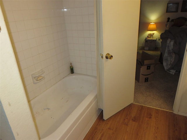 313 Conger Dr, Mesquite, TX 75149 - bathroom featuring wood finished floors