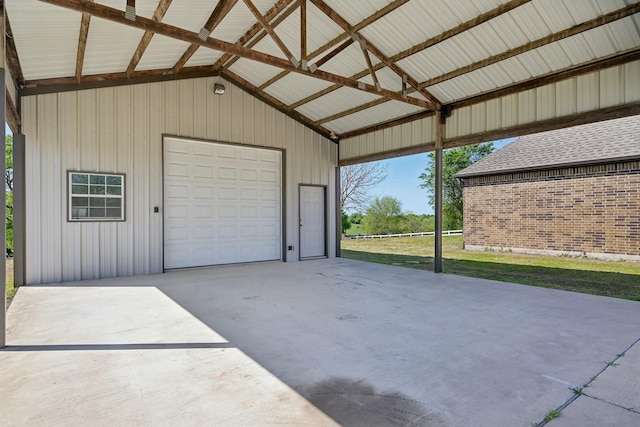 garage featuring a garage
