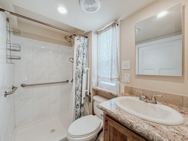 6400 Peninsula Rd, Kerens, TX 75144 - full bath with vanity, a shower stall, toilet, and visible vents