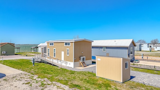 6400 Peninsula Rd, Kerens, TX 75144 - view of side of property with a residential view
