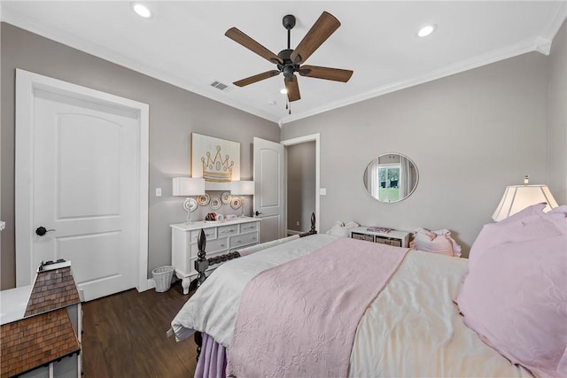 bedroom with visible vents, ceiling fan, ornamental molding, recessed lighting, and dark wood-style floors