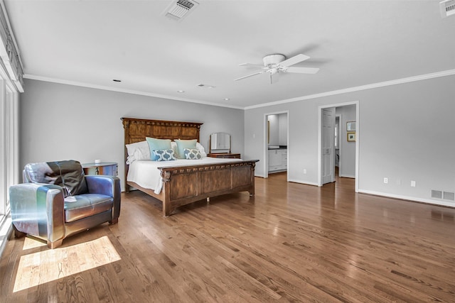 9702 Trail Hill Dr, Dallas, TX 75238 - bedroom with visible vents, baseboards, and wood finished floors