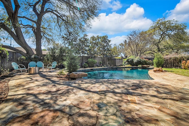 9702 Trail Hill Dr, Dallas, TX 75238 - view of swimming pool with a patio area, a fenced in pool, and a fenced backyard