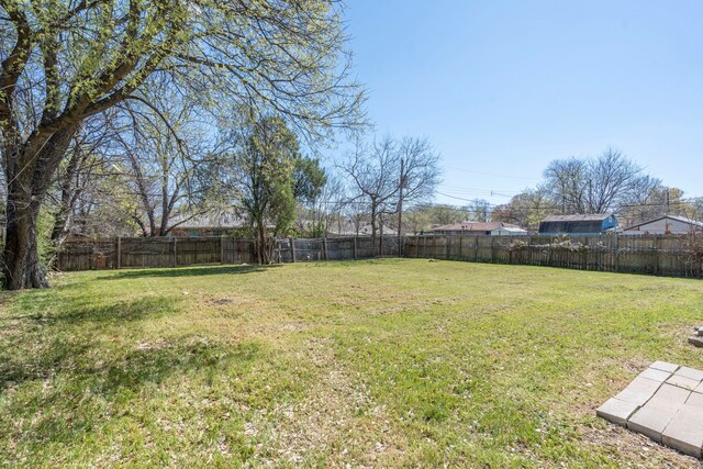 7918 Racine Dr, Dallas, TX 75232 - view of yard featuring a fenced backyard